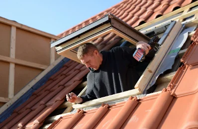 Pose de fenêtres de toit Velux à la Chaise